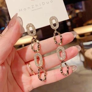 New 18k gold plated diamond earrings